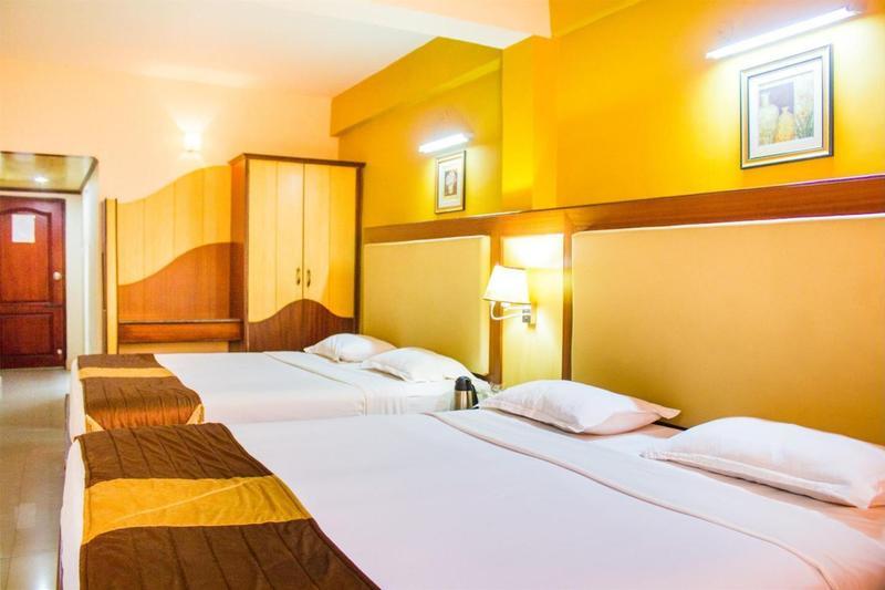 Ponmariresidency Hotel Ooty Buitenkant foto