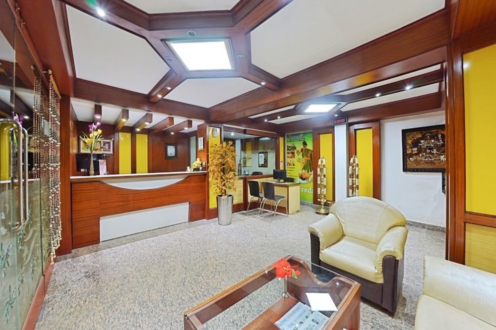 Ponmariresidency Hotel Ooty Buitenkant foto